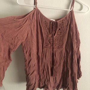 🤩4/$20🤩Mauve Off the Shoulder Top
